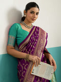 Running Contrast Blouse With Sleeve Patta Banarasi Silk Saree