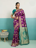 Running Contrast Blouse With Sleeve Patta Banarasi Silk Saree