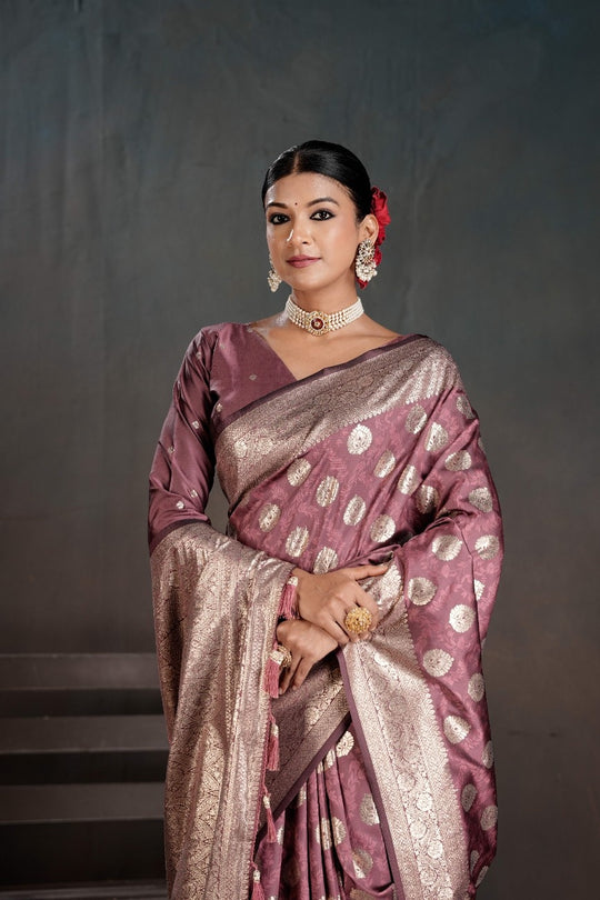 Soft Silk Chitt Palu With Blouse Weaving Silk Saree