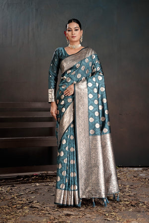 Soft Silk Chitt Palu With Blouse Weaving Silk Saree