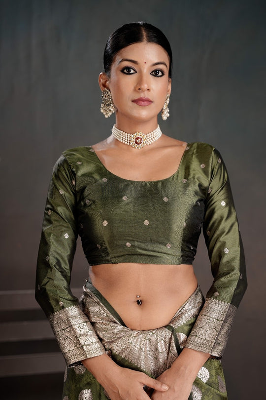 Soft Silk Chitt Palu With Blouse Weaving Silk Saree