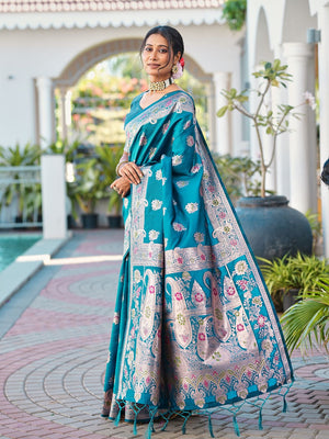 Aura Silk Weaving Design With Zari Border Banarasi Silk Saree