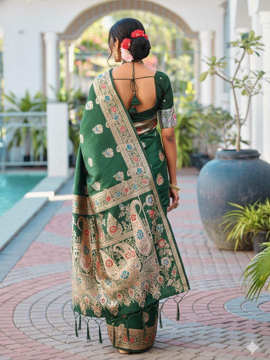 Aura Silk Weaving Design With Zari Border Banarasi Silk Saree