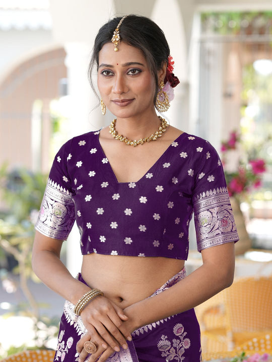 Aura Silk Weaving Design With Zari Border Banarasi Silk Saree