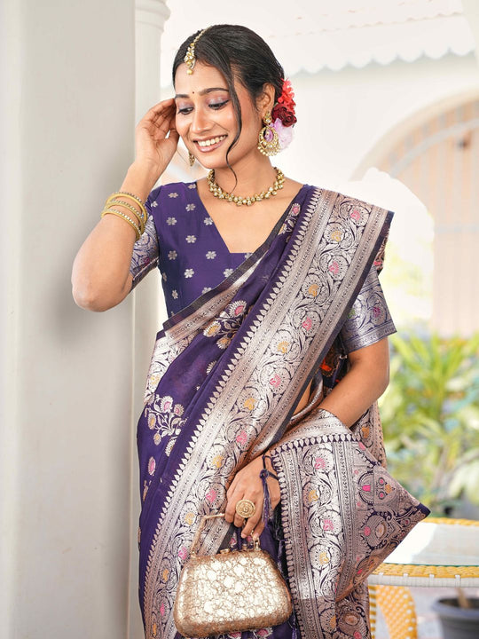 Aura Silk Weaving Design With Zari Border Banarasi Silk Saree