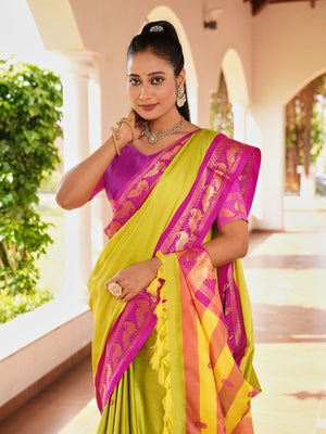 Aura Silk Weaving Design With Zari Border Banarasi Silk Saree