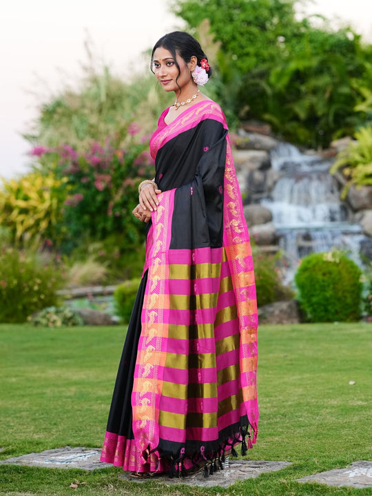 Aura Silk Weaving Design With Zari Border Banarasi Silk Saree