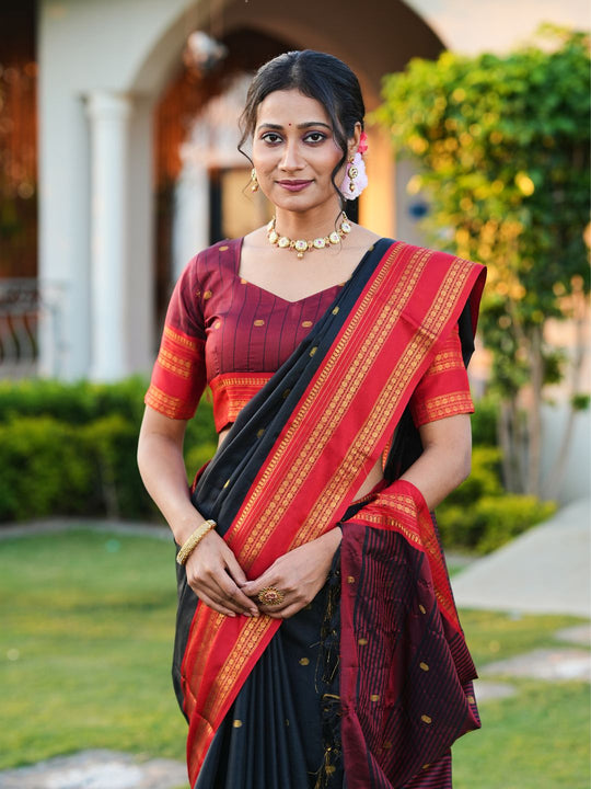 Aura Silk Weaving Design With Zari Border Banarasi Silk Saree