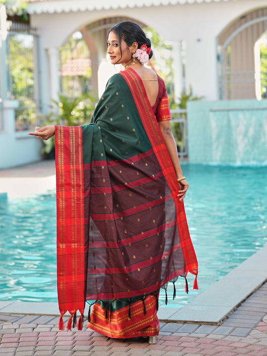 Aura Silk Weaving Design With Zari Border Banarasi Silk Saree