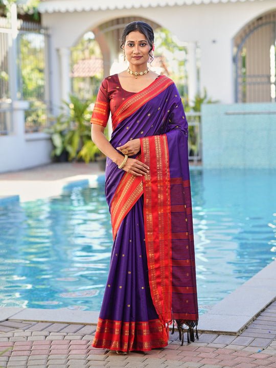 Aura Silk Weaving Design With Zari Border Banarasi Silk Saree