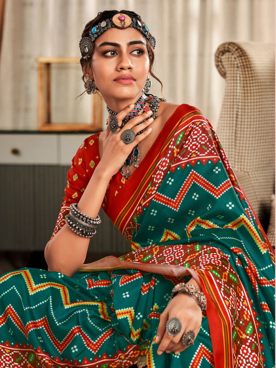 Bottel Green Pure Patola Silk Handloom Printed Saree With Blouse Piece