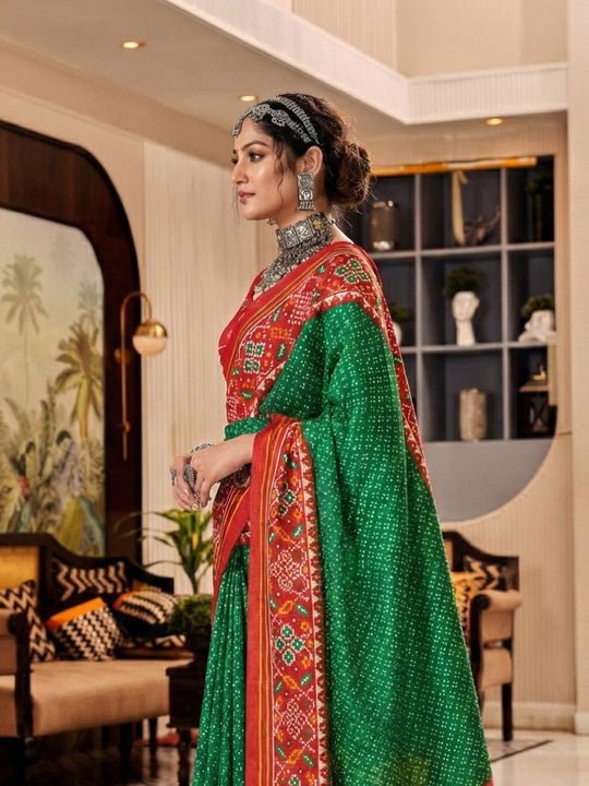Green & Red Pure Patola Silk Handloom Printed Saree With Blouse Piece