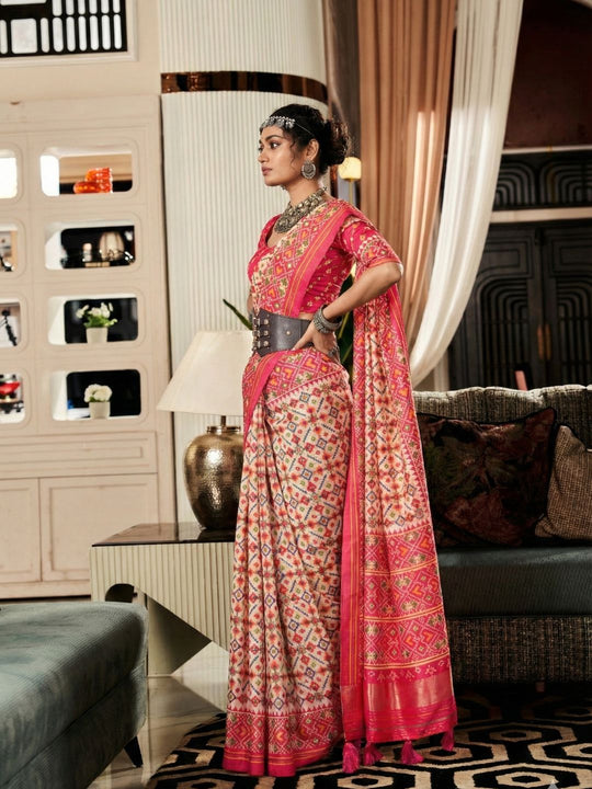 Pink & White Pure Patola Silk Handloom Printed Saree With Blouse Piece