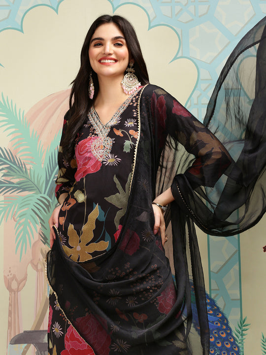 Floral Printed V-Neck Three-Quarter Sleeves Kurta with Trousers & With Dupatta