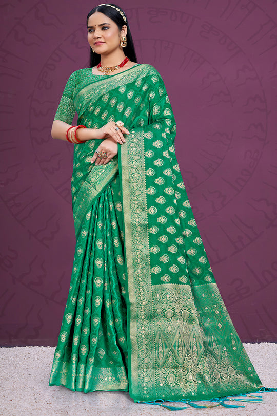 Green Silk Saree With Blouse Piece