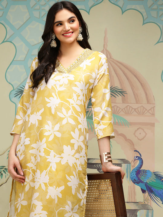 Women Floral Printed Regular Sequinned Kurta with Trousers