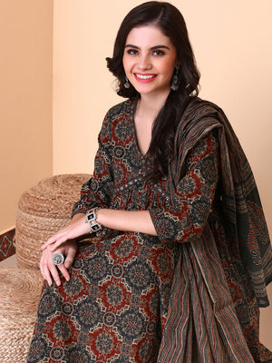 Floral Printed V-Neck Three-Quarter Sleeves Angrakha Pure Cotton Kurta Set