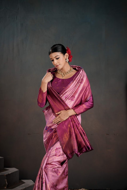 Kanjeevaram Silk Rich Palu With Contrast Blouse Weaving Silk Saree