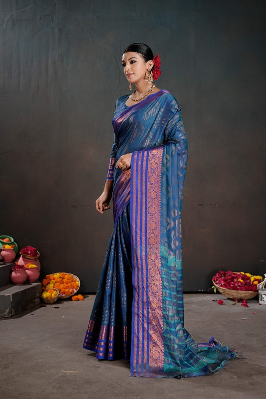 Soft Silk Chitt Palu With Contrast Blouse Weaving Saree