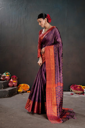 Soft Silk Chitt Palu With Contrast Blouse Weaving Saree
