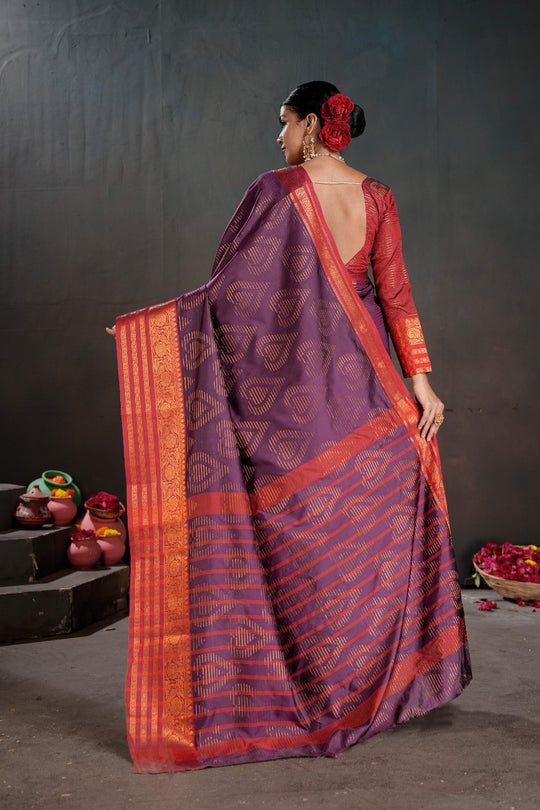 Soft Silk Chitt Palu With Contrast Blouse Weaving Saree