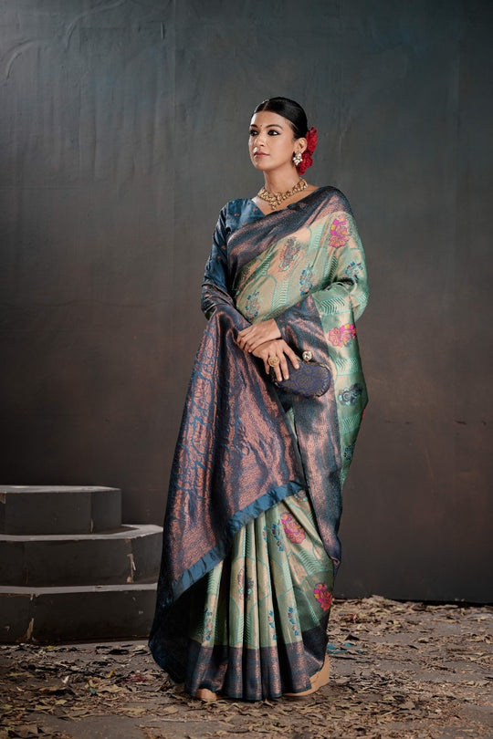 Kanjeevaram Silk Rich Palu With Contrast Blouse Weaving Silk Saree