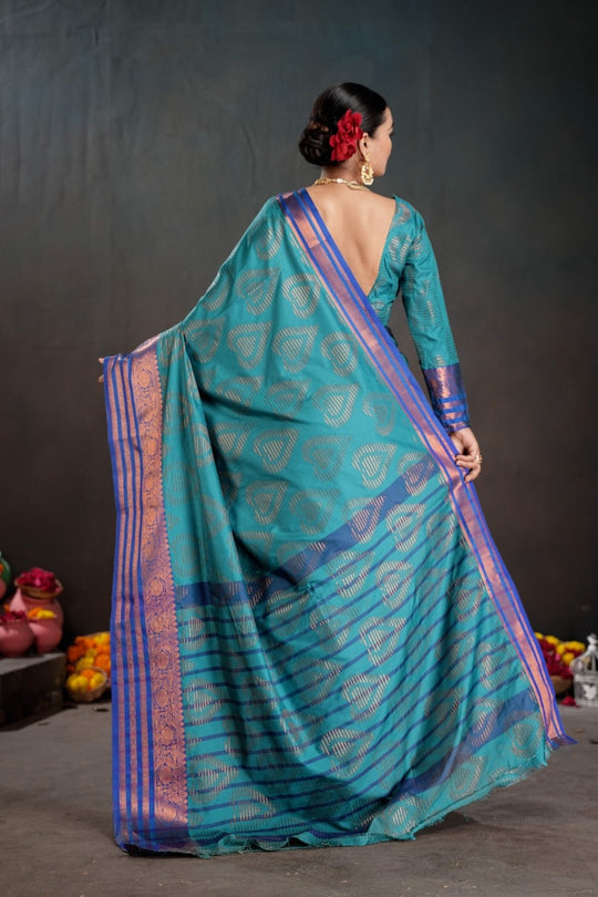 Soft Silk Chitt Palu With Contrast Blouse Weaving Saree