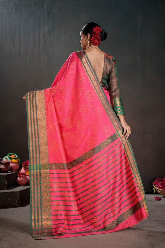 Soft Silk Chitt Palu With Contrast Blouse Weaving Saree