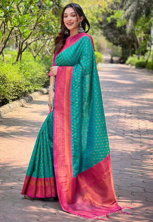Green  Banarasi Silk Blend Saree With Blouse Piece