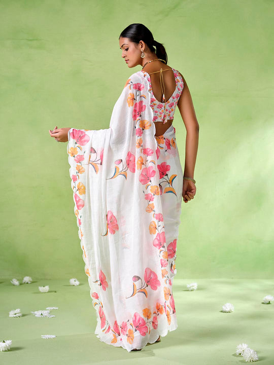 White cotton blend Printed Saree With Blouse Piece