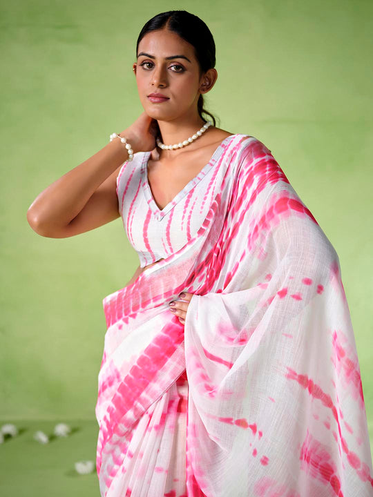 pink cotton blend Printed Saree With Blouse Piece