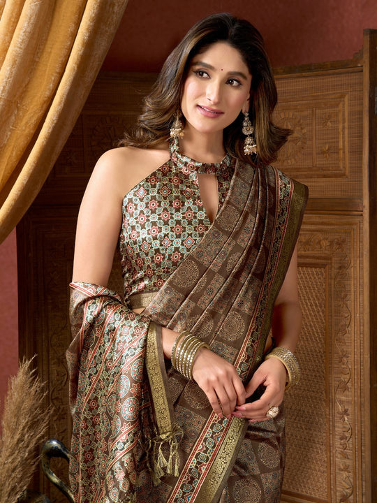 Brown Cluster Digital Saree With Jacquard Border & Jhallar Saree With Blouse Piece