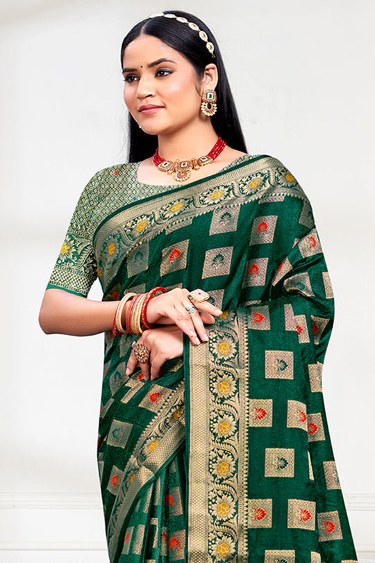 Green Silk Saree With Blouse Piece