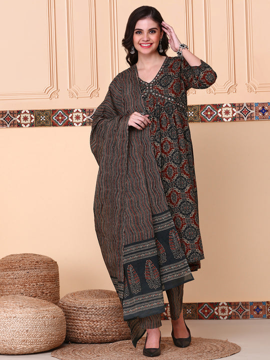 Floral Printed V-Neck Three-Quarter Sleeves Angrakha Pure Cotton Kurta Set