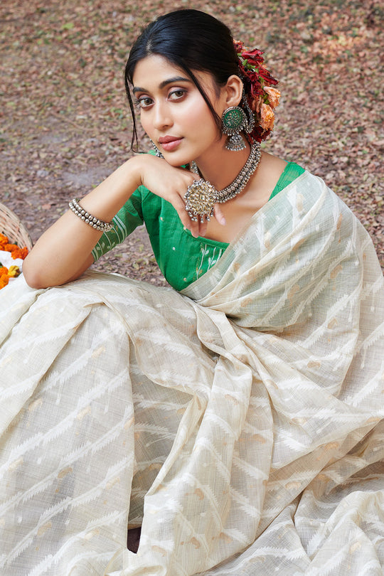 White Cotton Saree With Blouse Piece