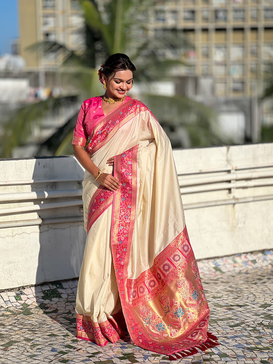 White Soft Silk Saree With Blouse Piece