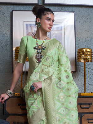 Green Linen Blend Saree With Blouse Piece
