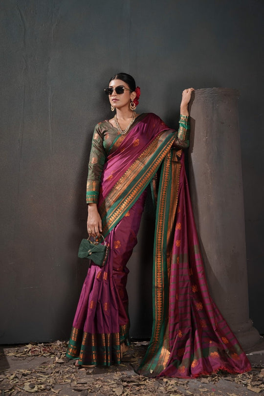 Soft Silk Chitt Palu With Contrast Blouse Weaving Saree
