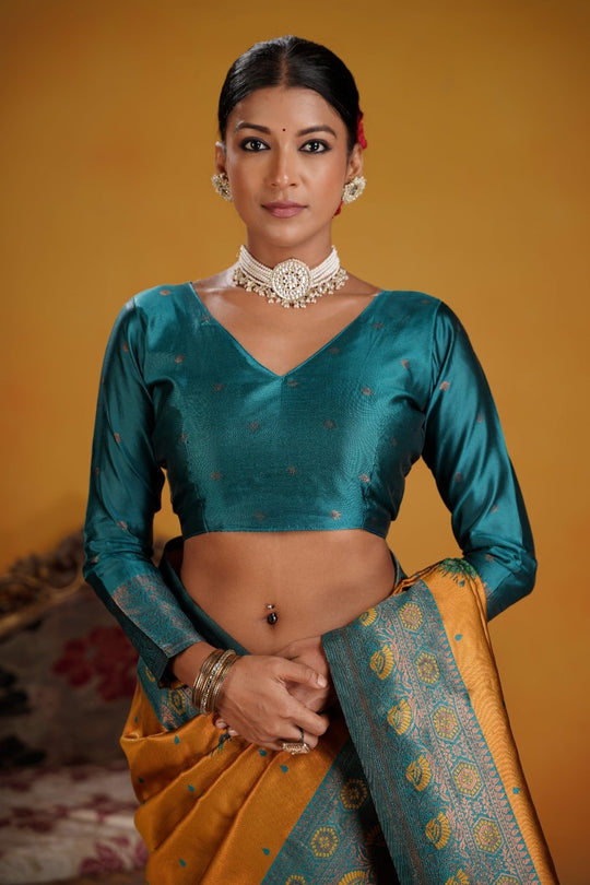 Kanjeevaram Silk Rich Palu With Contrast Blouse Weaving Silk Saree