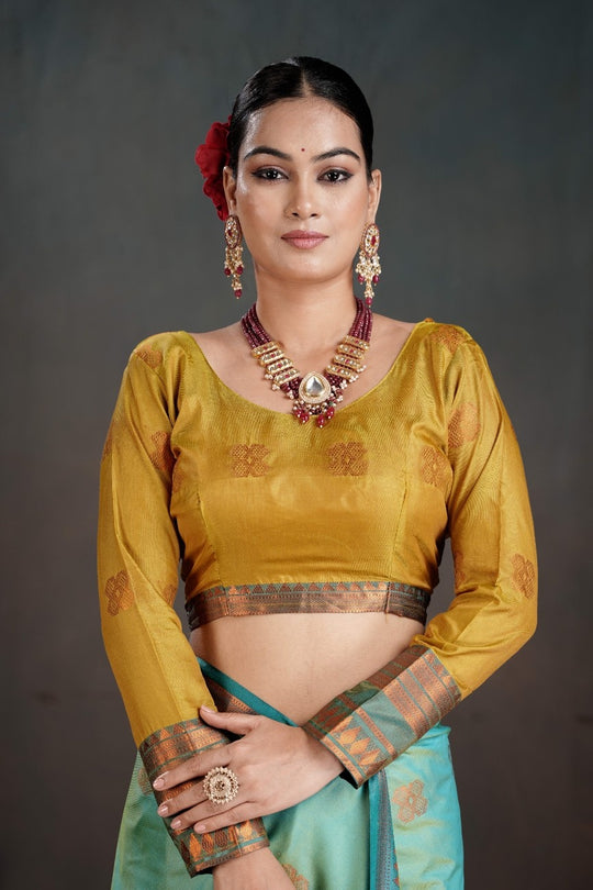 Soft Silk Chitt Palu With Contrast Blouse Weaving Saree