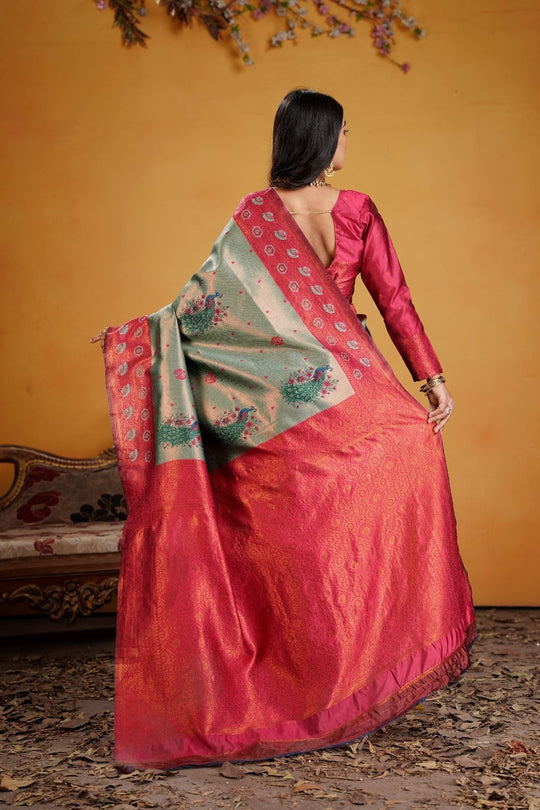 Kanjeevaram Silk Rich Palu With Contrast Blouse Weaving Silk Saree