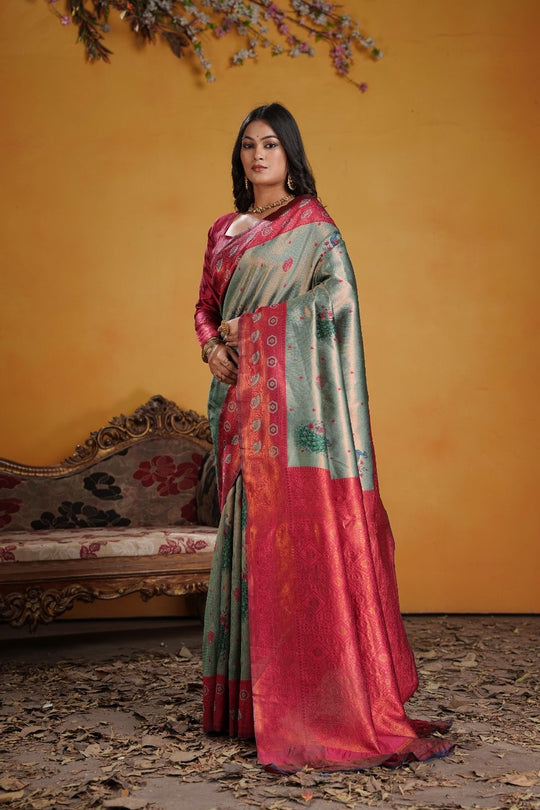 Kanjeevaram Silk Rich Palu With Contrast Blouse Weaving Silk Saree