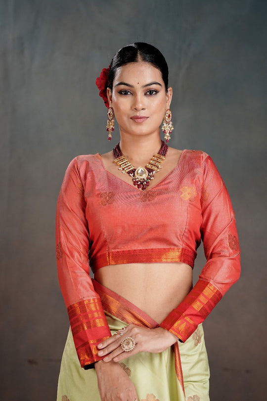 Soft Silk Chitt Palu With Contrast Blouse Weaving Saree