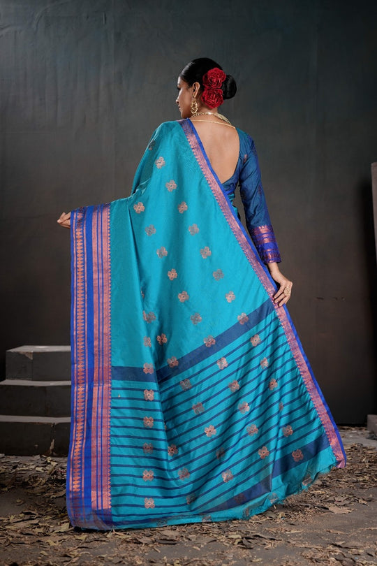 Soft Silk Chitt Palu With Contrast Blouse Weaving Saree