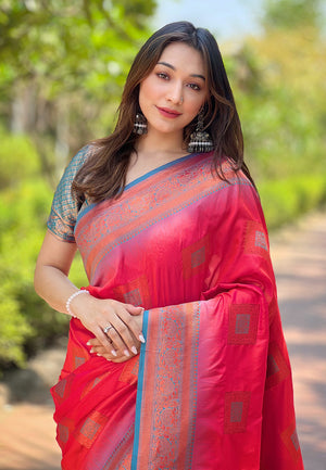 Pink Banarasi Silk Blend Saree With Blouse Piece