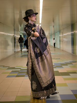 Black Art Silk Saree With Blouse Piece