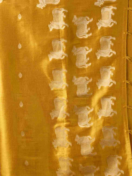 Gold Yellow Banarasi Silk Saree With Blouse Piece