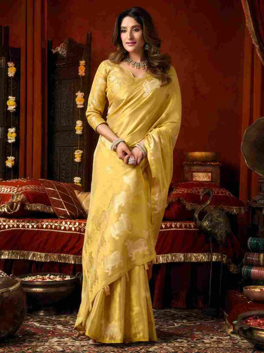 Light Yellow Banarasi Silk Saree With Blouse Piece