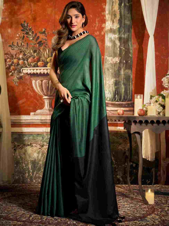 Green Cotton Saree With Blouse Piece