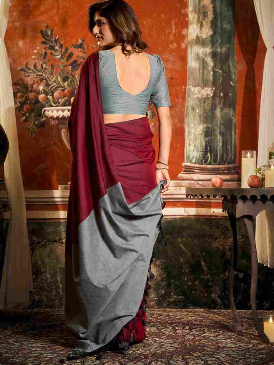 Red Cotton Saree With Blouse Piece